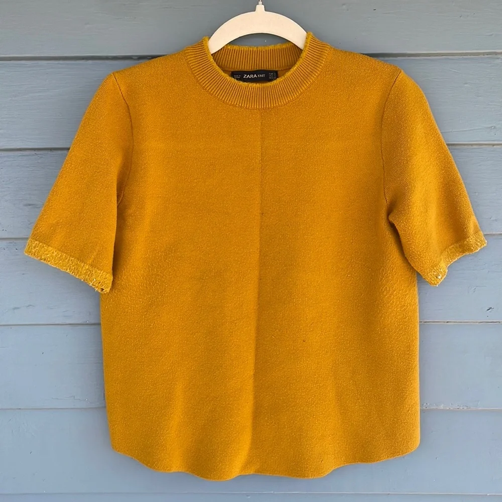 Zara Mustard Yellow Crewneck Short Sleeve Sweater